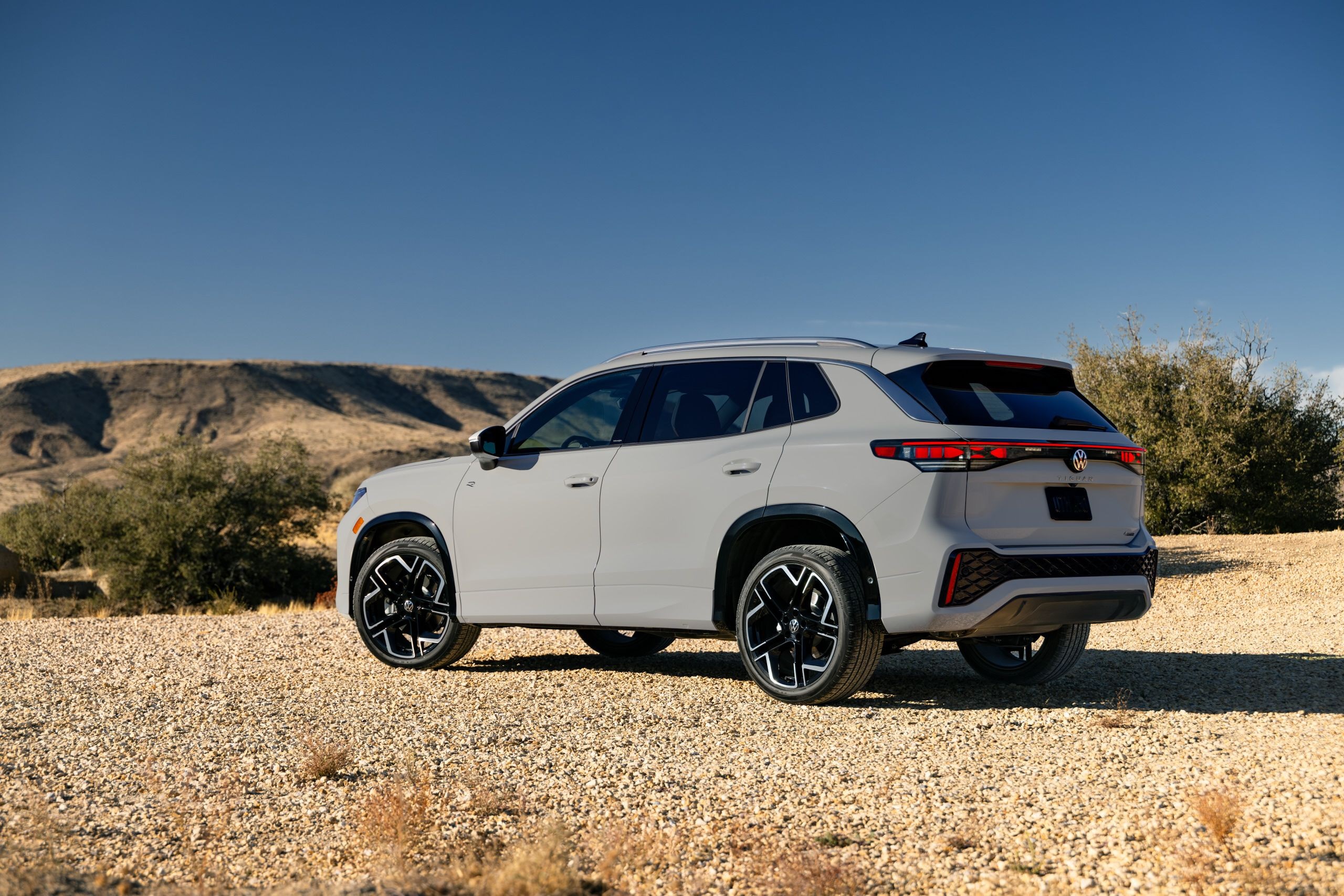 Volkswagen Tiguan 2025: Redefining Premium SUVs with Tech and Performance